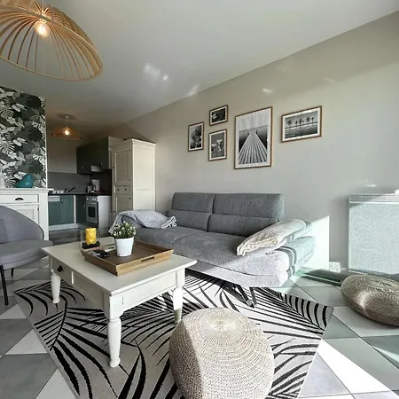 Sg380-209 3 Pièces 4 Couchages * Coëx